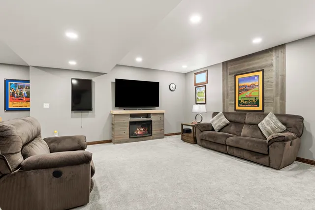 $1,248,999 | 2800 West 133rd Avenue, Crown Point, IN 46307