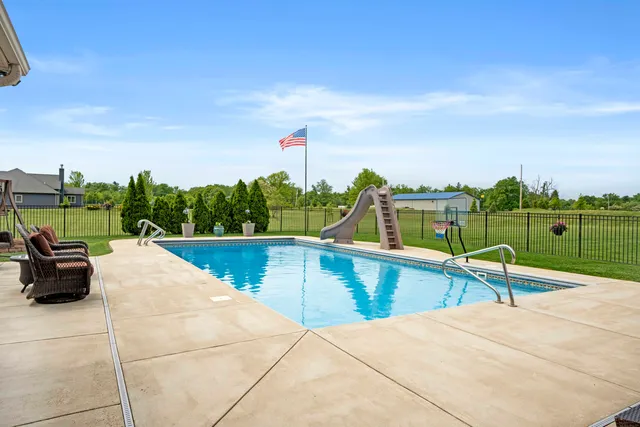 $1,248,999 | 2800 West 133rd Avenue, Crown Point, IN 46307