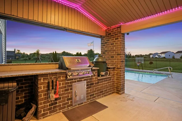 $1,248,999 | 2800 West 133rd Avenue, Crown Point, IN 46307