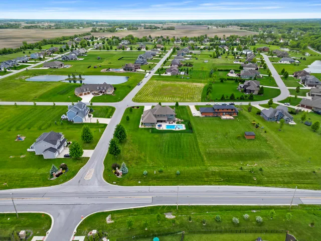 $1,248,999 | 2800 West 133rd Avenue, Crown Point, IN 46307