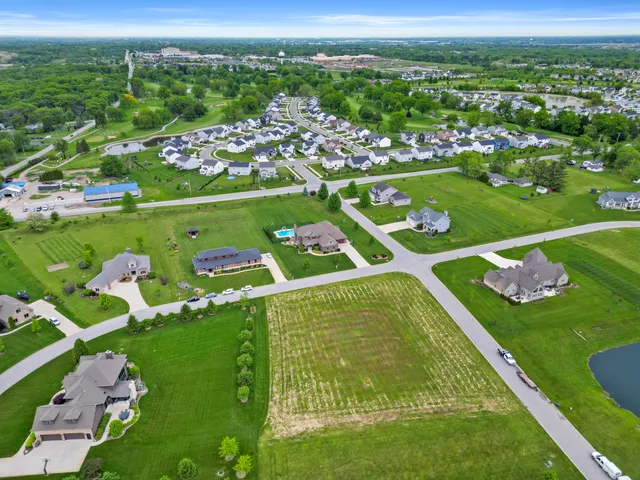 $1,248,999 | 2800 West 133rd Avenue, Crown Point, IN 46307