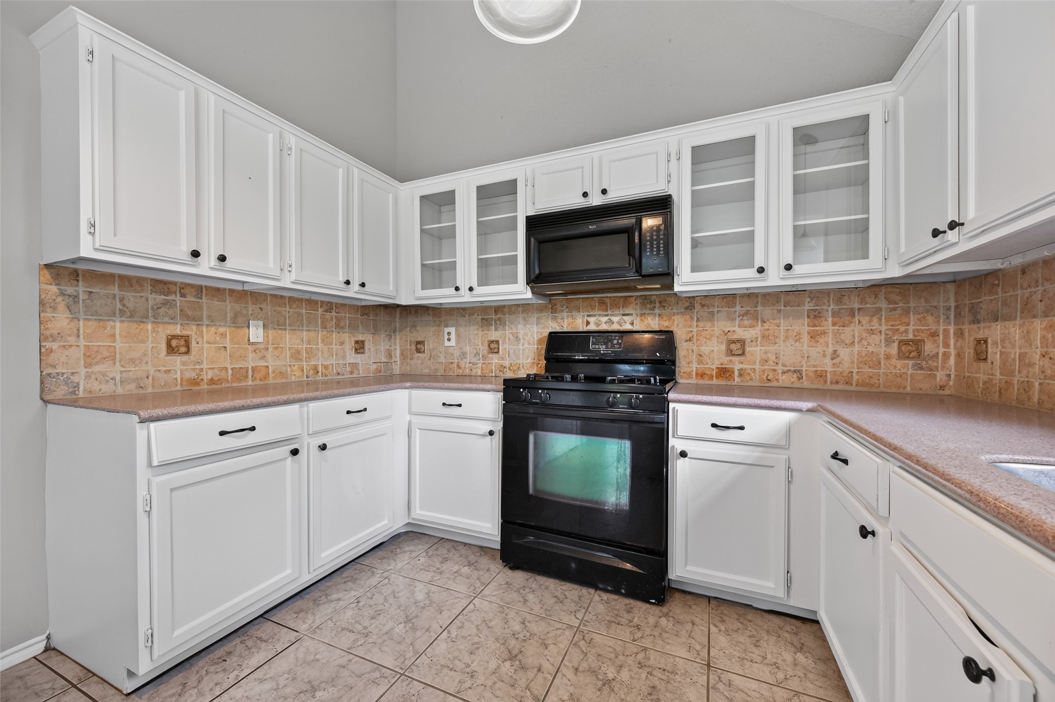 411 North Mist Court Houston, TX 77073 - Photo 12 of 32