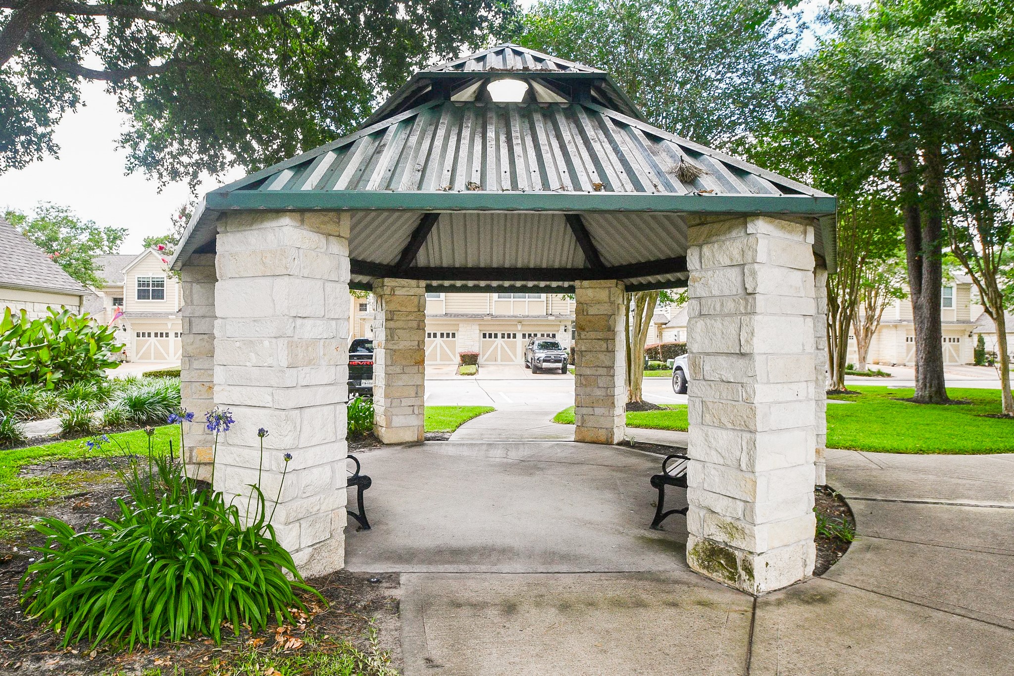 13600 Breton Ridge Street, Unit 36F Houston, TX 77070 - Photo 36 of 38 Community green space providing room to enjoy the outdoors.