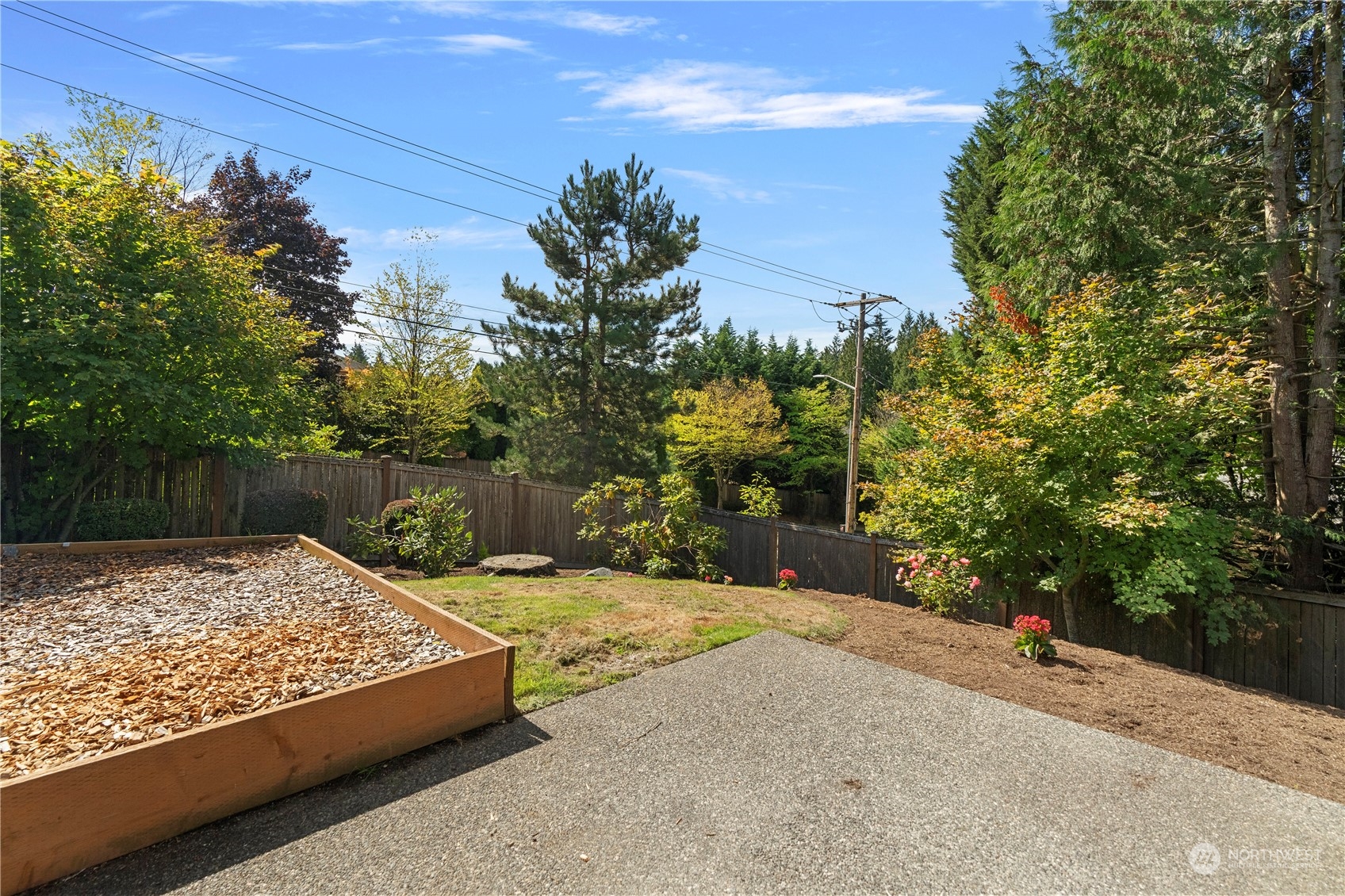 4410 239th Place Southeast Bothell, WA 98021 - Photo 34 of 40 a view of a backyard of the house