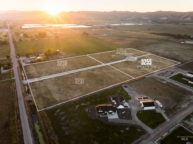 $300,000 | 3251 Grace Lane, Emmett, ID 83617