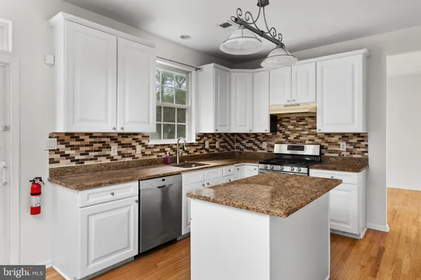 $4,000 | 10 Alexander Lane, Columbus, NJ 08022