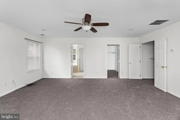 $4,000 | 10 Alexander Lane, Columbus, NJ 08022