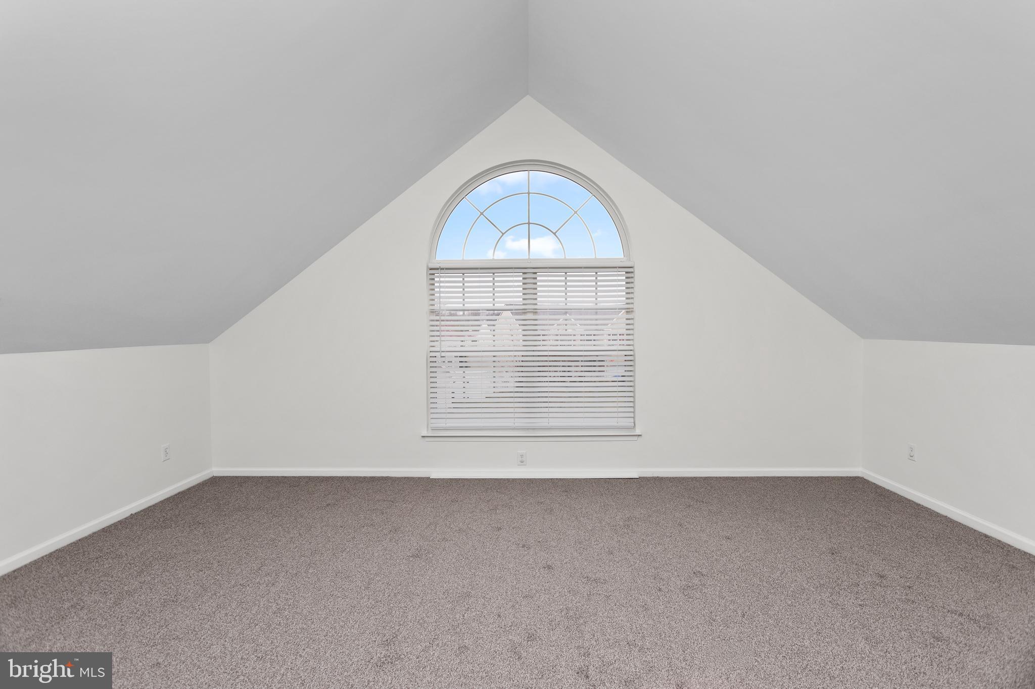 10 Alexander Lane Columbus, NJ 08022 - Photo 22 of 37