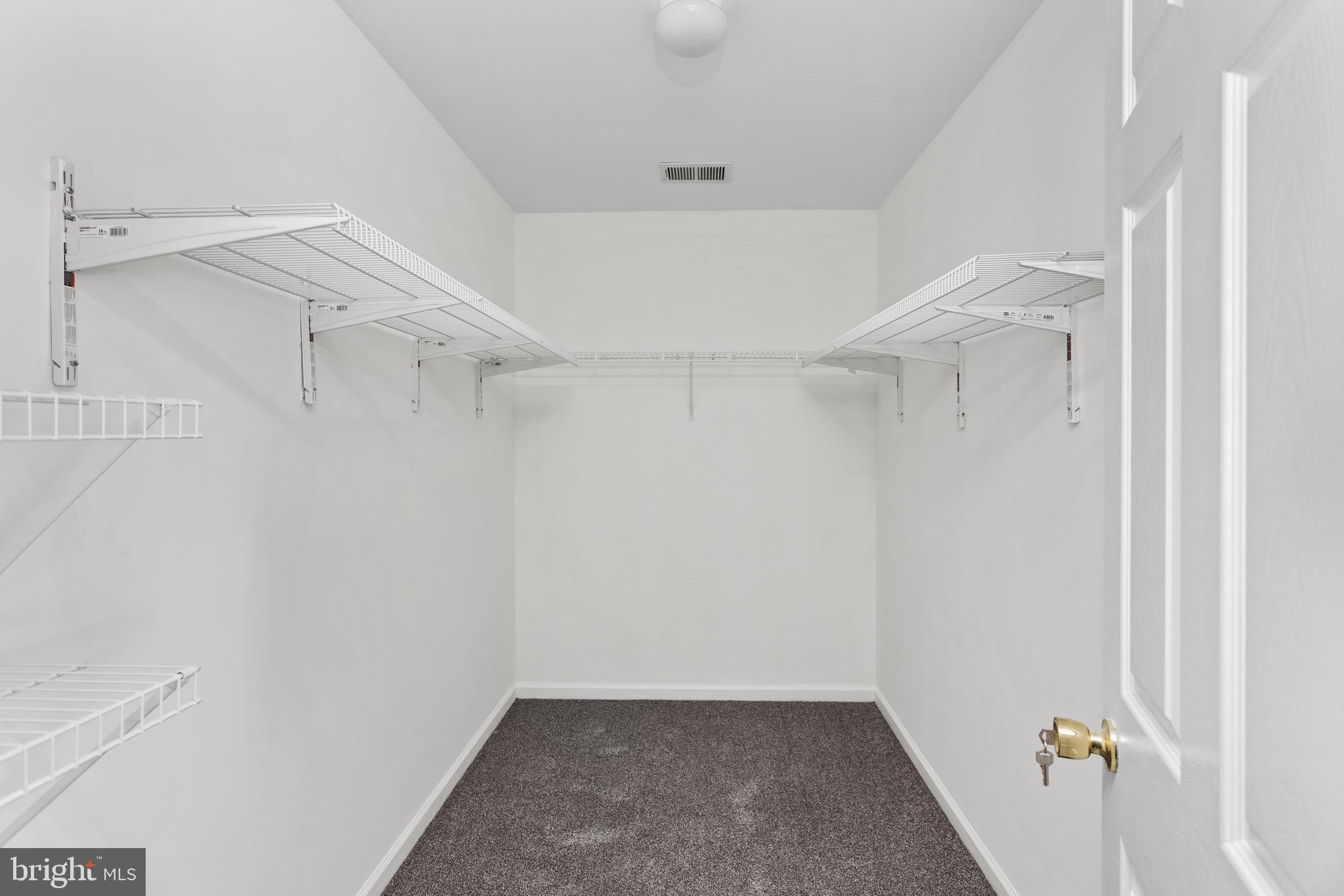 10 Alexander Lane Columbus, NJ 08022 - Photo 24 of 37