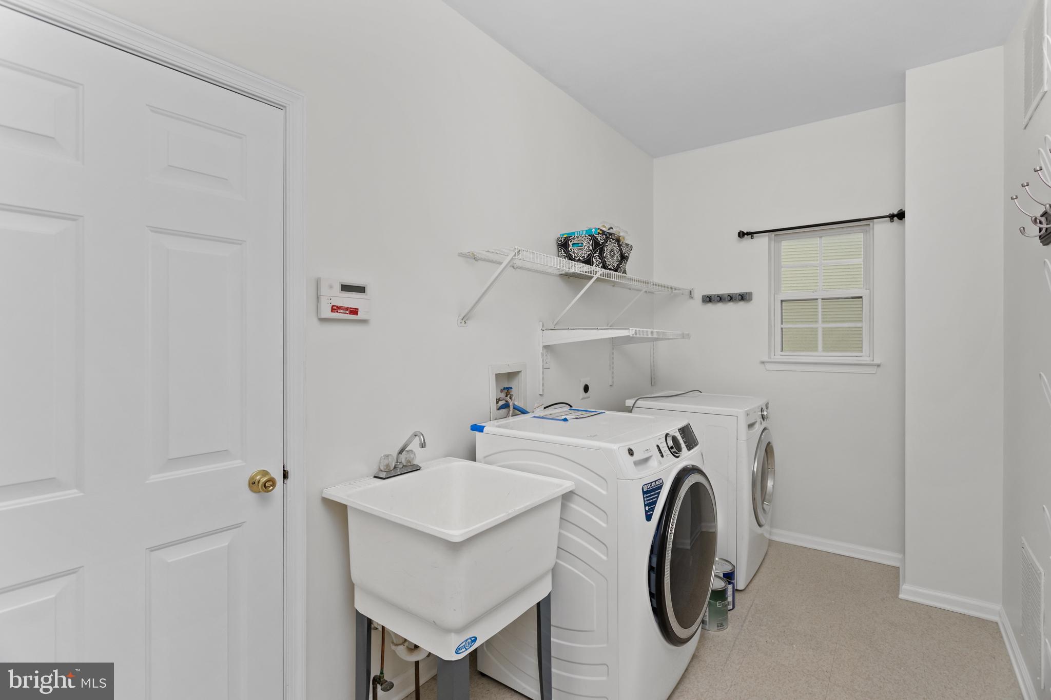 10 Alexander Lane Columbus, NJ 08022 - Photo 31 of 37