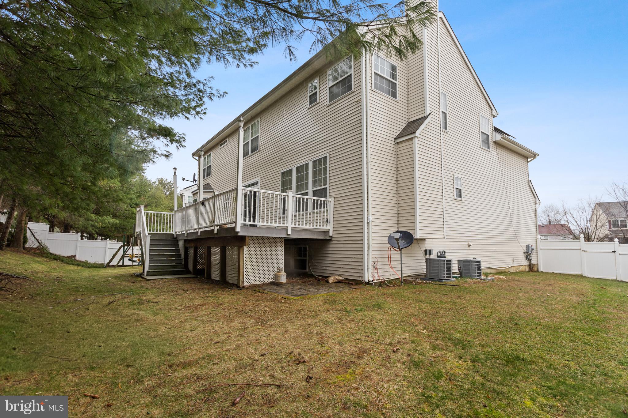 10 Alexander Lane Columbus, NJ 08022 - Photo 35 of 37