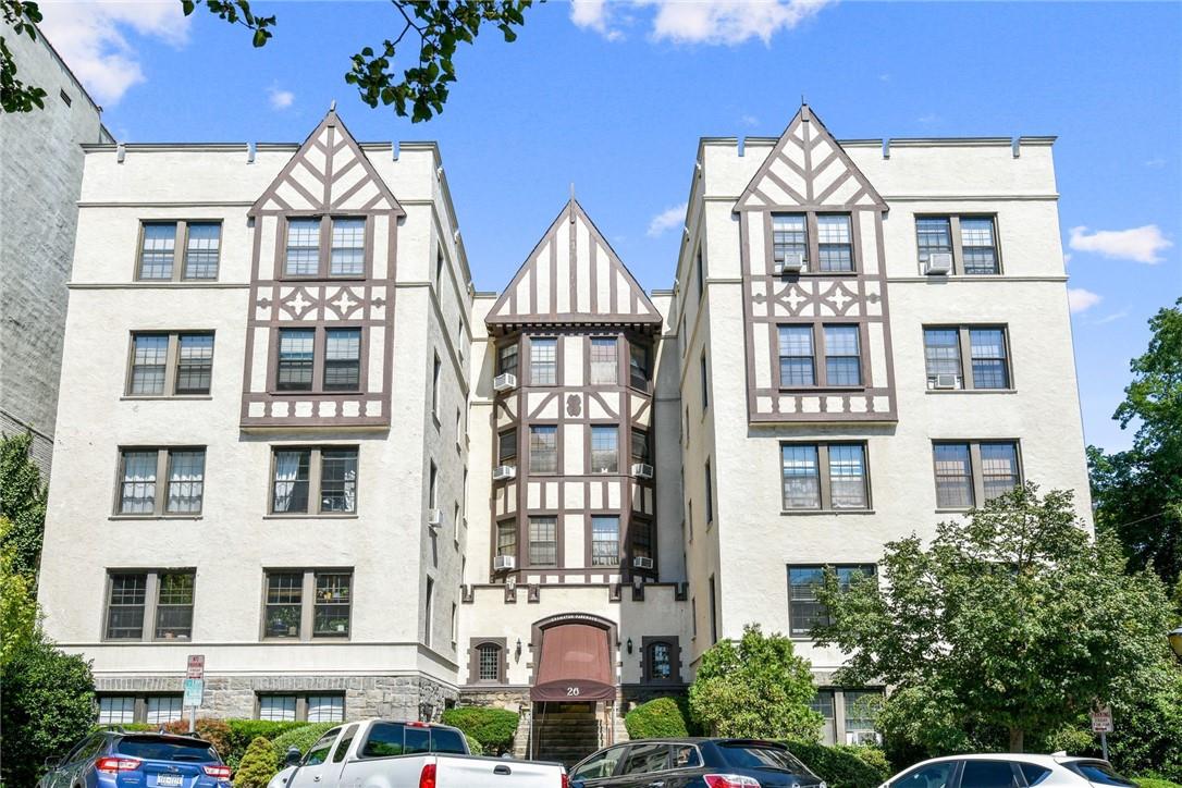 26 Pondfield Road, Unit 1B Bronxville, NY 10708 - Photo 1 of 1 Gallery Image 1