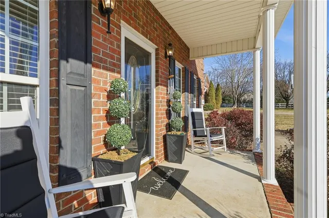 $425,000 | 3993 Queens Grant Court, High Point, NC 27265