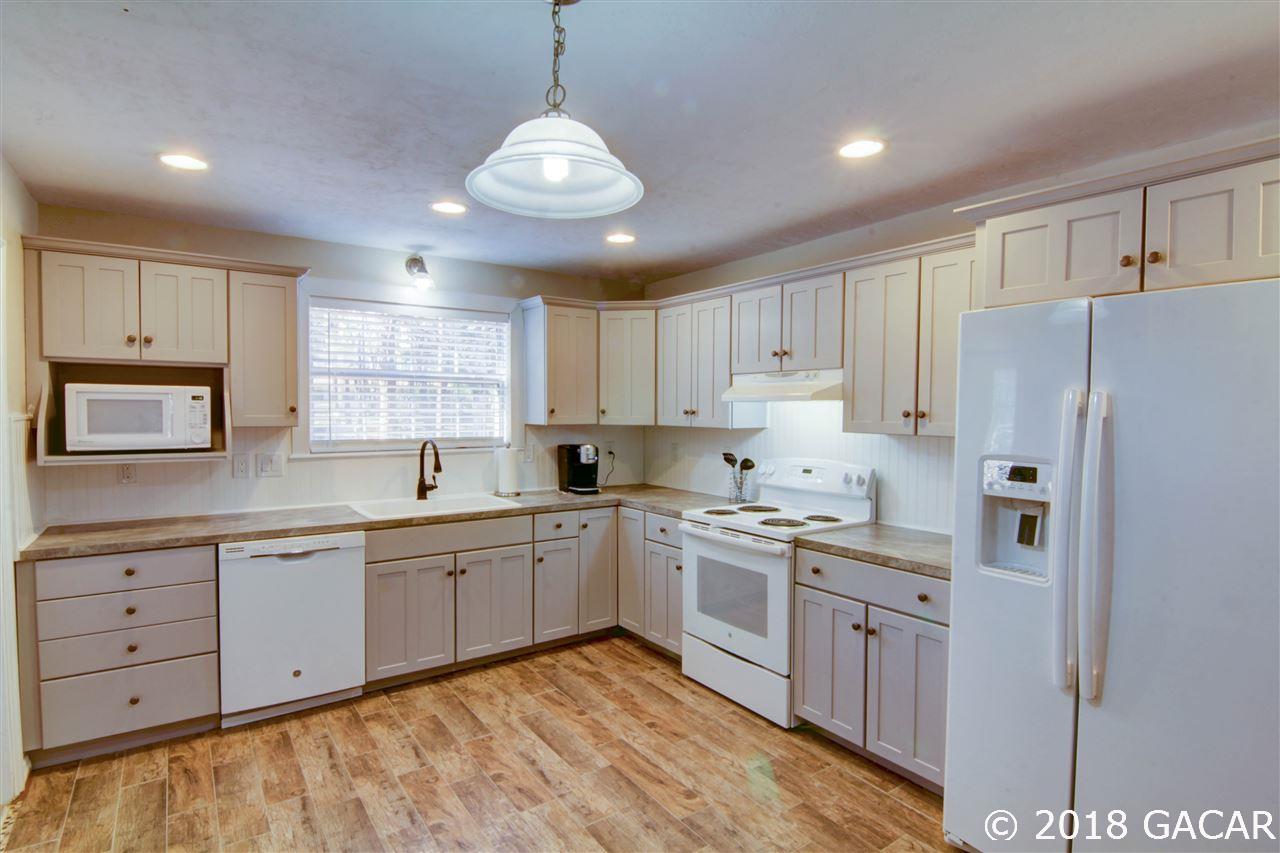 2023 Southwest 120th Terrace Gainesville, FL 32607 - Photo 10 of 30 Gallery Image 10