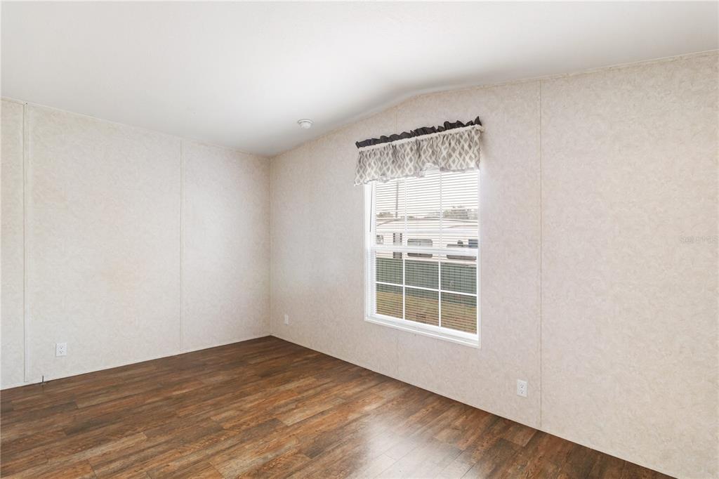 419 North Chestnut Road Lakeland, FL 33815 - Photo 12 of 24