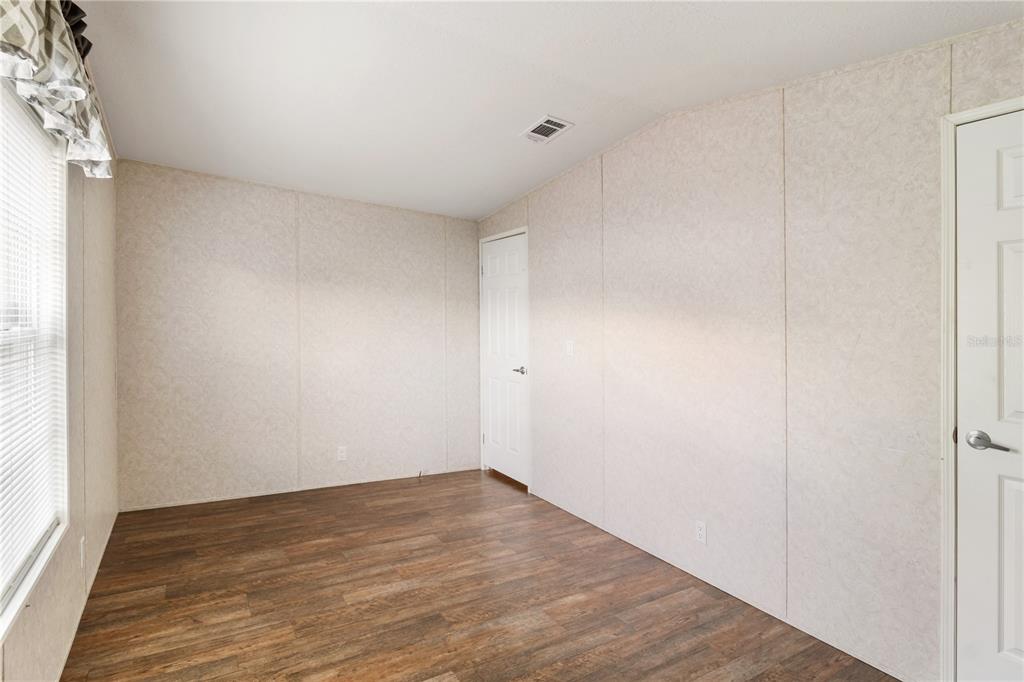 419 North Chestnut Road Lakeland, FL 33815 - Photo 13 of 24