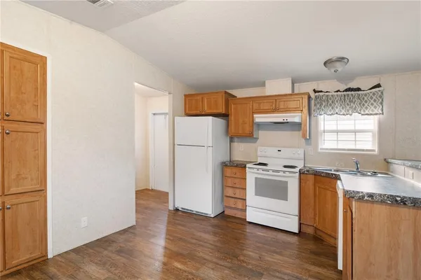 $1,600 | 419 North Chestnut Road, Lakeland, FL 33815