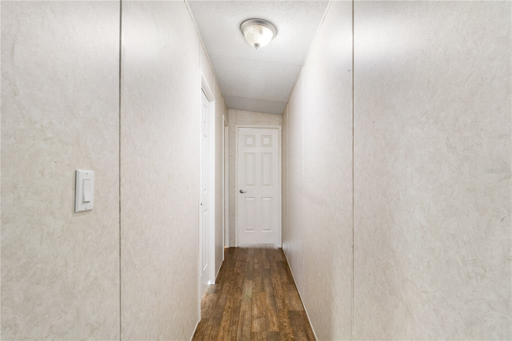 419 North Chestnut Road Lakeland, FL 33815 - Photo 7 of 24