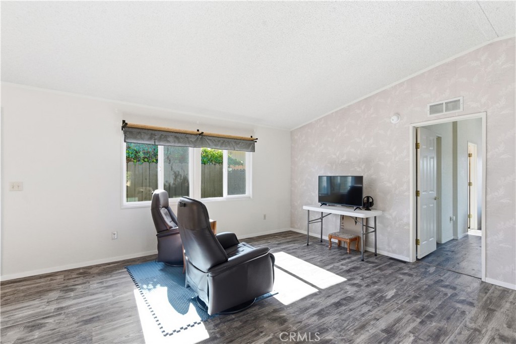 2155 Sierra Vista Santa Maria, CA 93458 - Photo 11 of 62