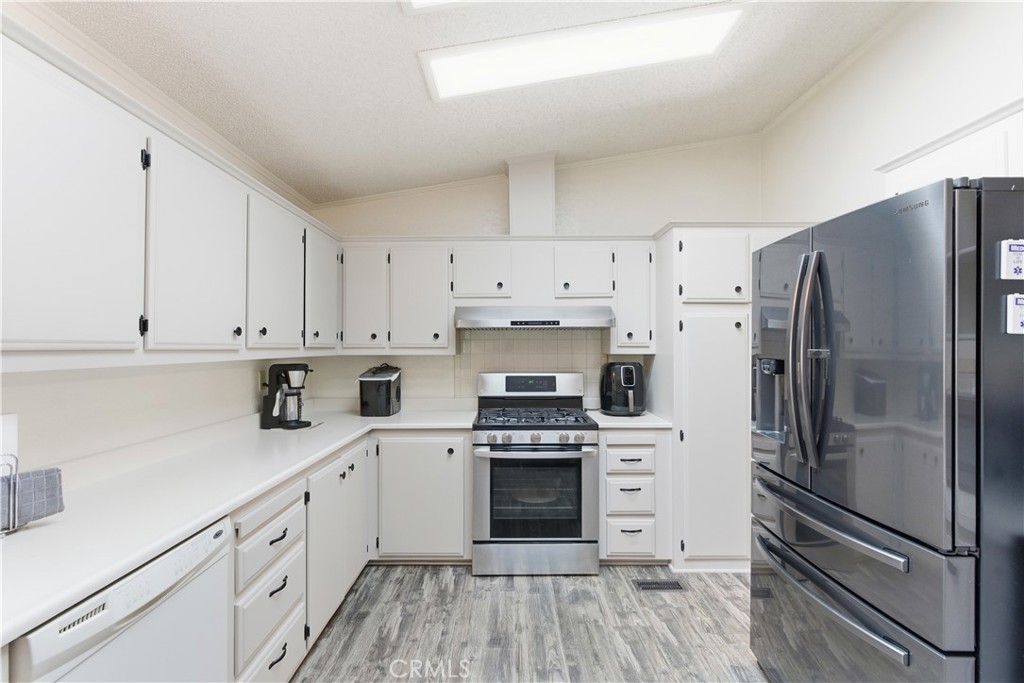 2155 Sierra Vista Santa Maria, CA 93458 - Photo 22 of 62