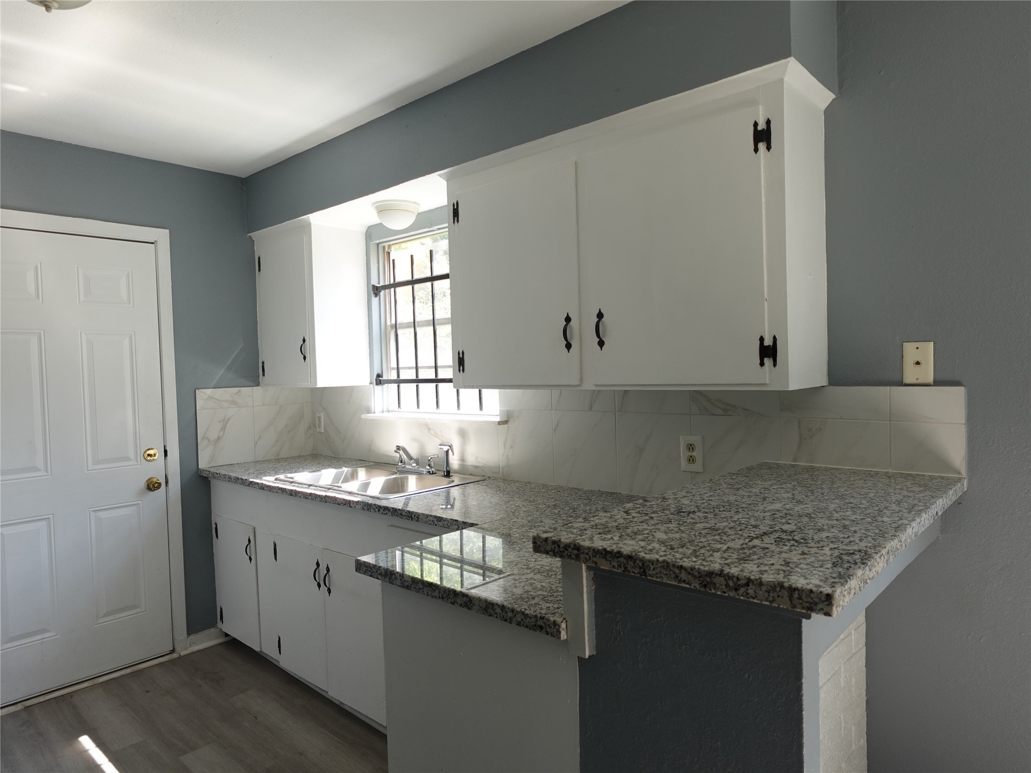 6315 Roughlock Street Houston, TX 77016 - Photo 5 of 11