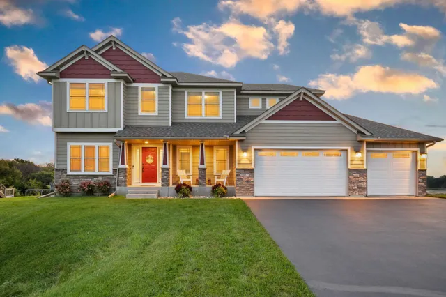 $1,050,000 | 26022 Sunset Drive, Chisago City, MN 55013