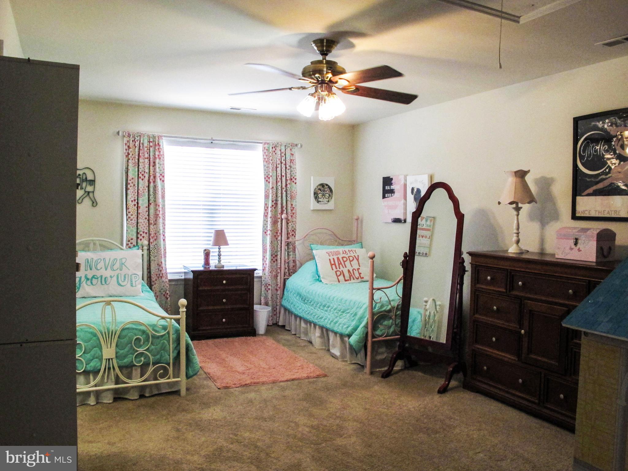 354 Rainey Road Swedesboro, NJ 08085 - Photo 21 of 32 3rd Bedroom