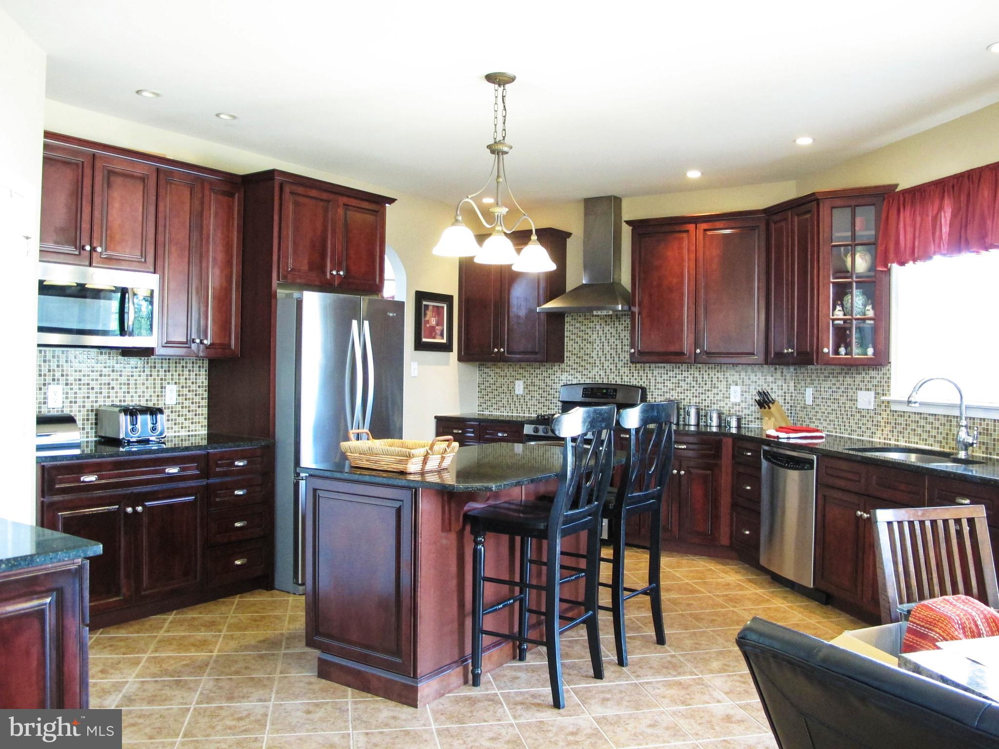 354 Rainey Road Swedesboro, NJ 08085 - Photo 10 of 32 Gourmet Kitchen