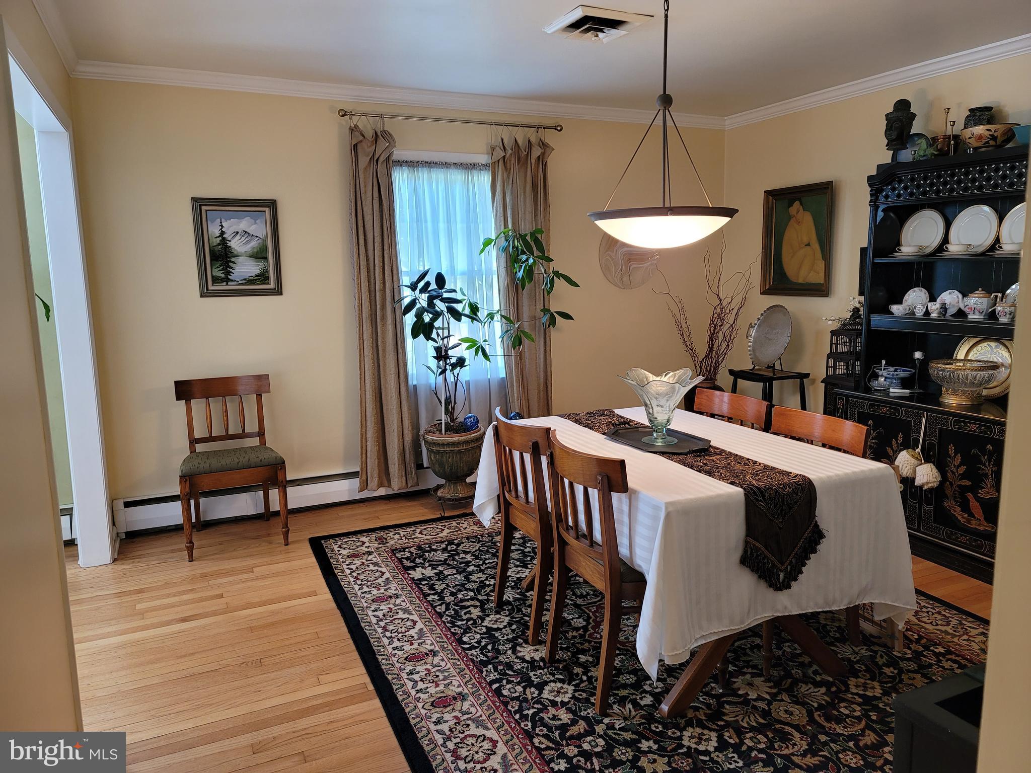 945 South Stepney Road Aberdeen, MD 21001 - Photo 4 of 18 Formal Dining