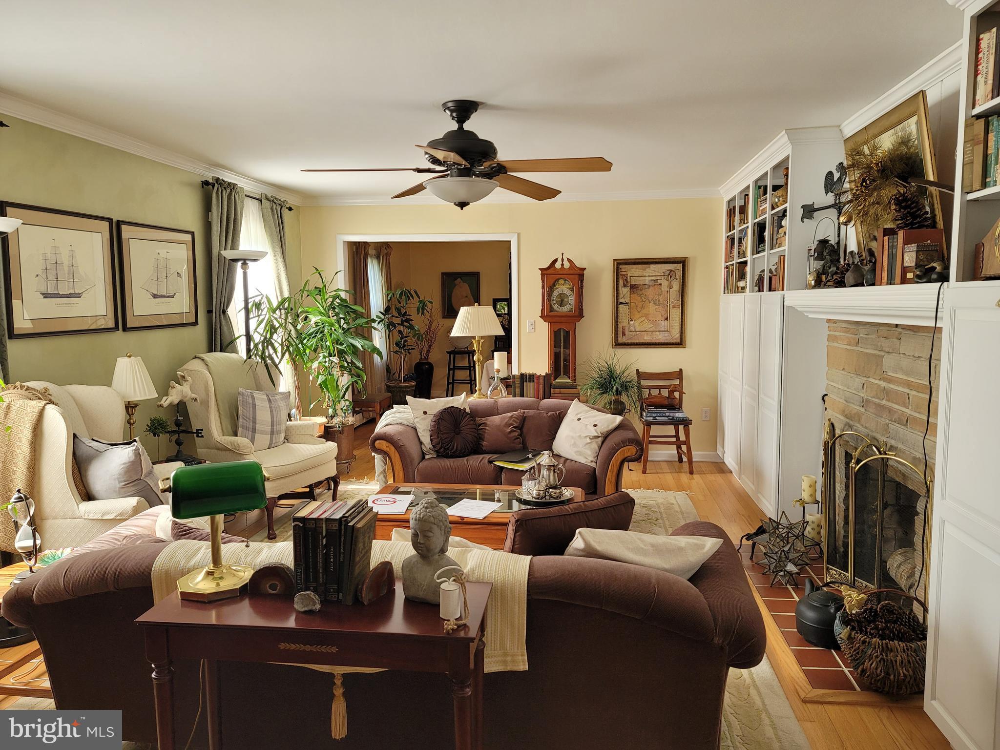 945 South Stepney Road Aberdeen, MD 21001 - Photo 5 of 18 Formal Living Room