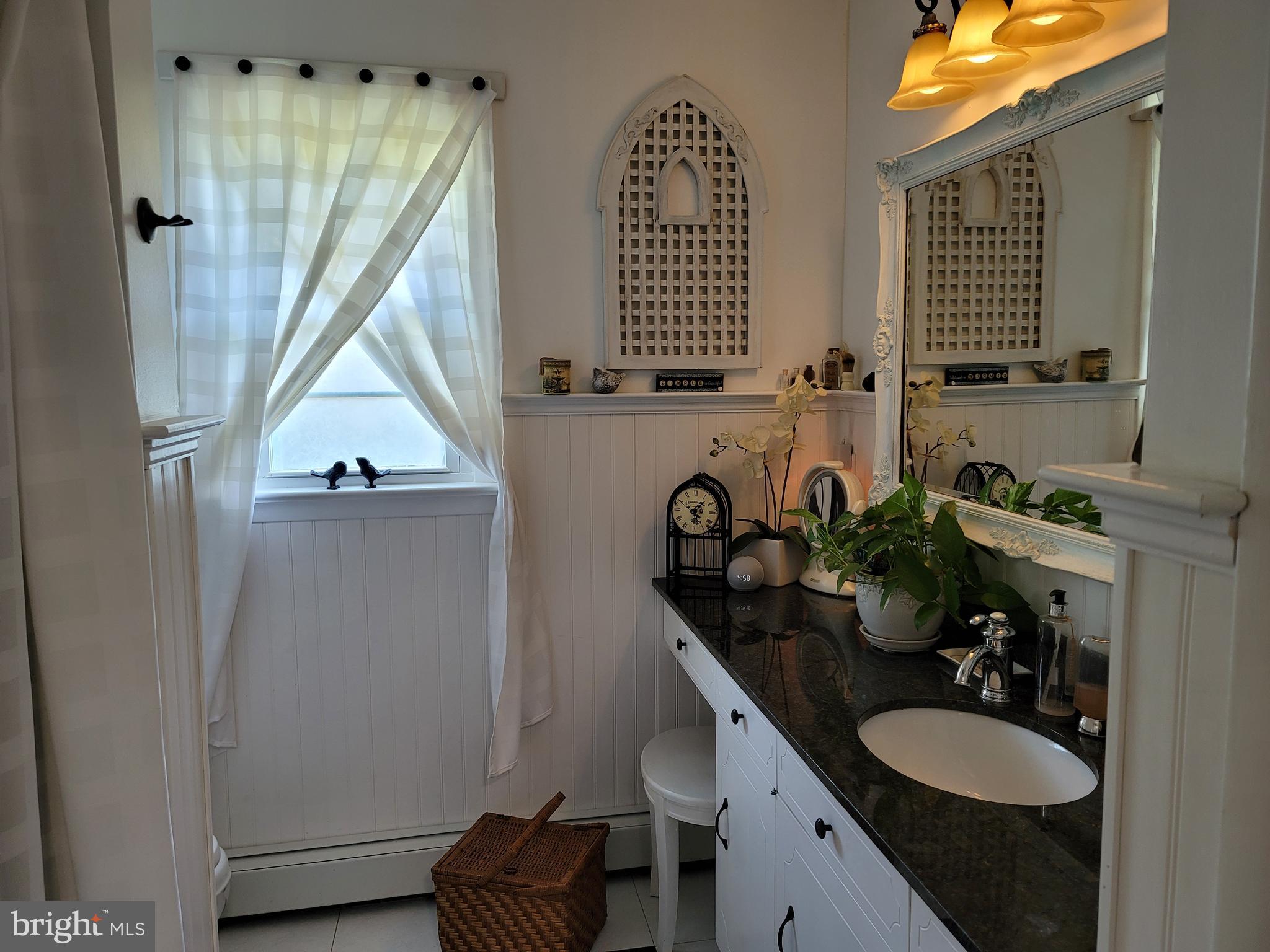 945 South Stepney Road Aberdeen, MD 21001 - Photo 9 of 18 Primary En suite