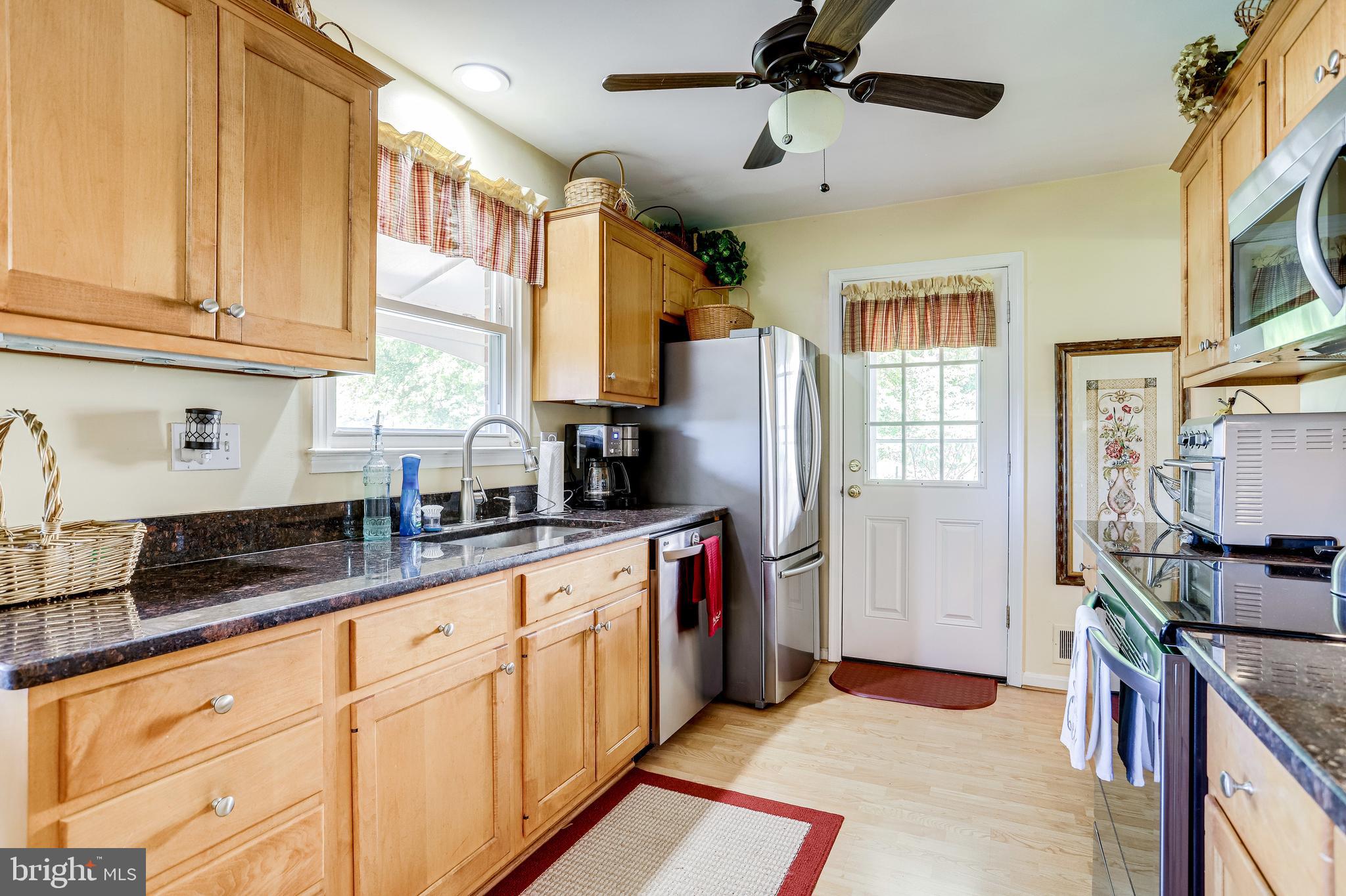 6905 Conservation Drive Springfield, VA 22153 - Photo 12 of 41