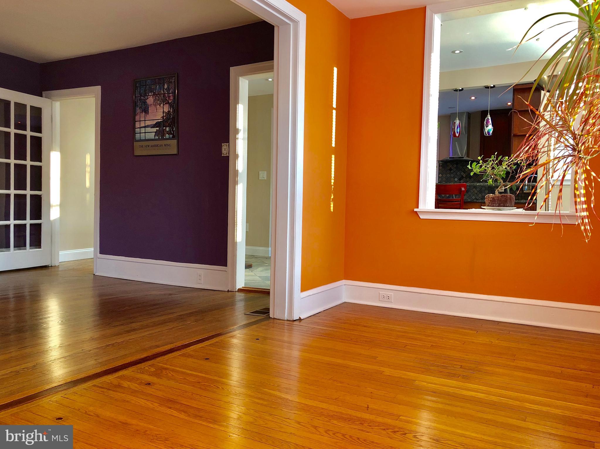 601 East Manoa Road Havertown, PA 19083 - Photo 16 of 39 Sun Room/Dining Room