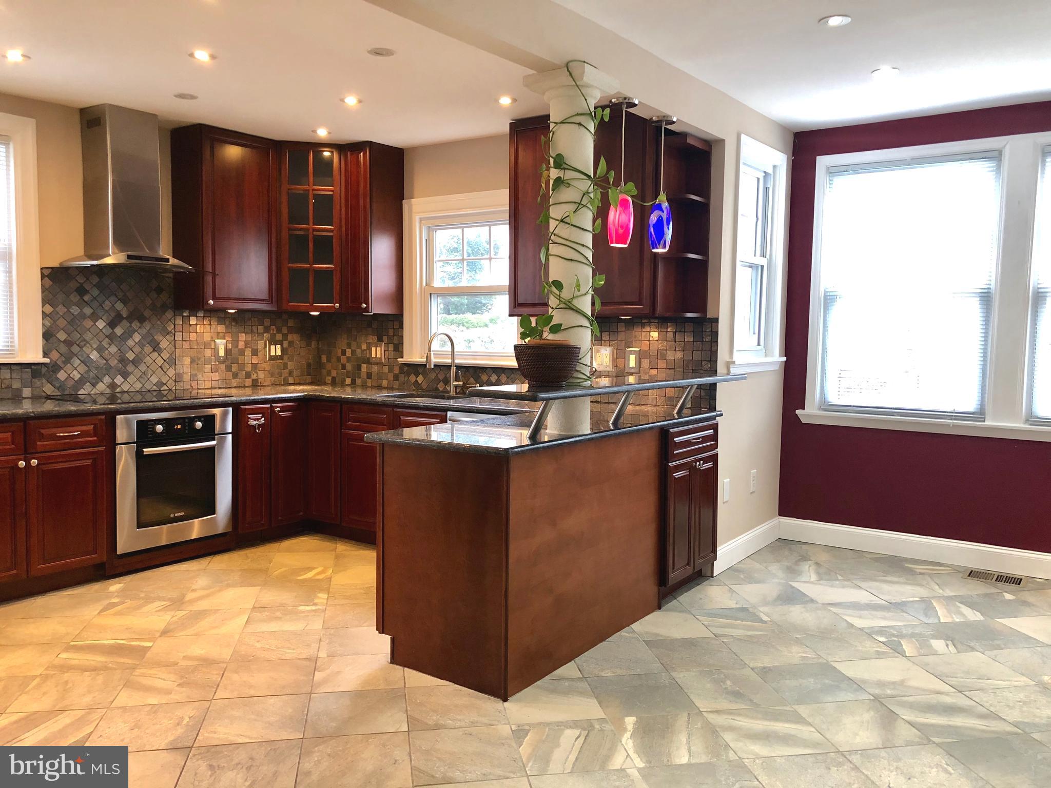 601 East Manoa Road Havertown, PA 19083 - Photo 6 of 39