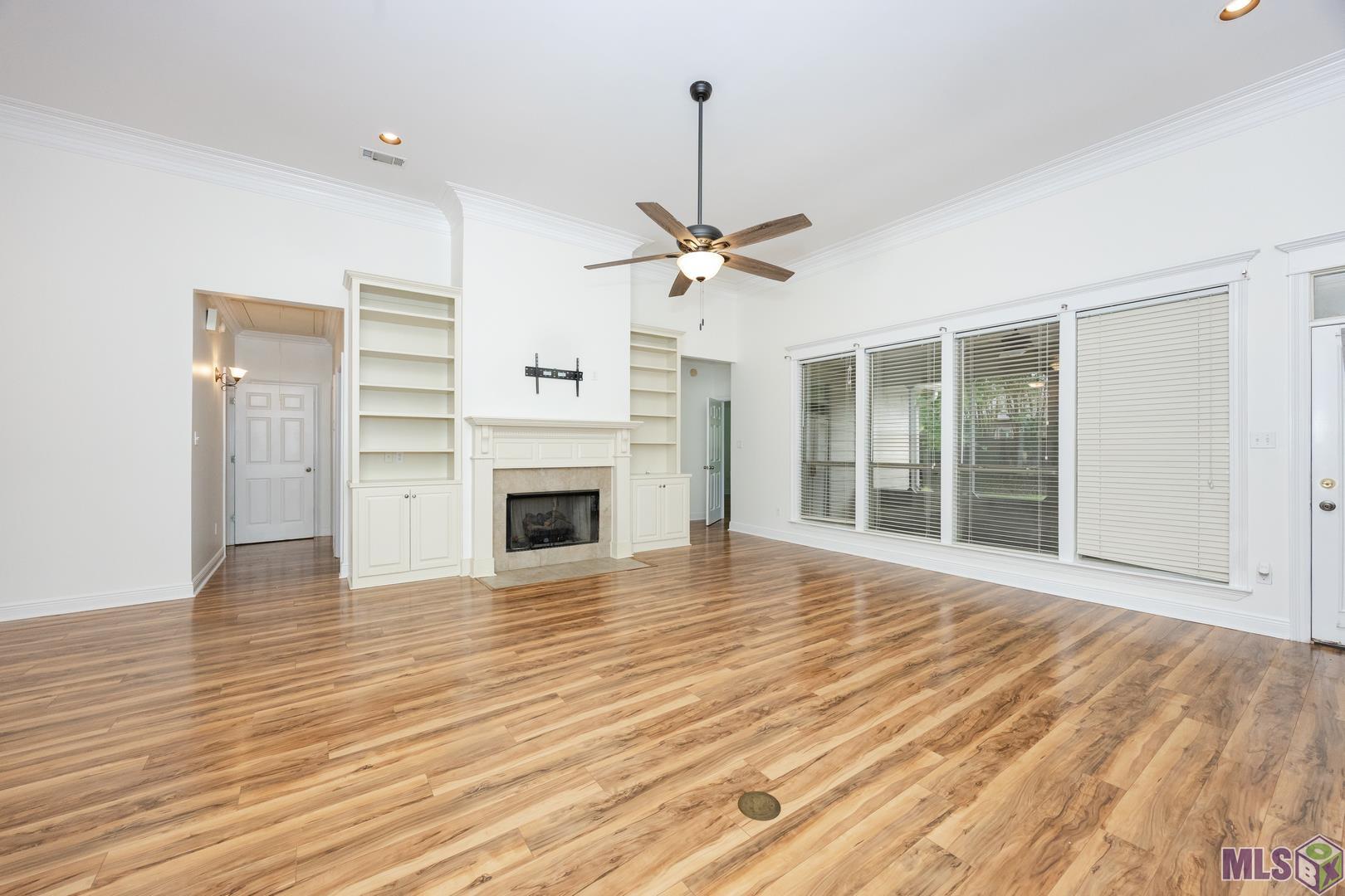 18249 Shadow Creek Avenue Baton Rouge, LA 70816 - Photo 5 of 37