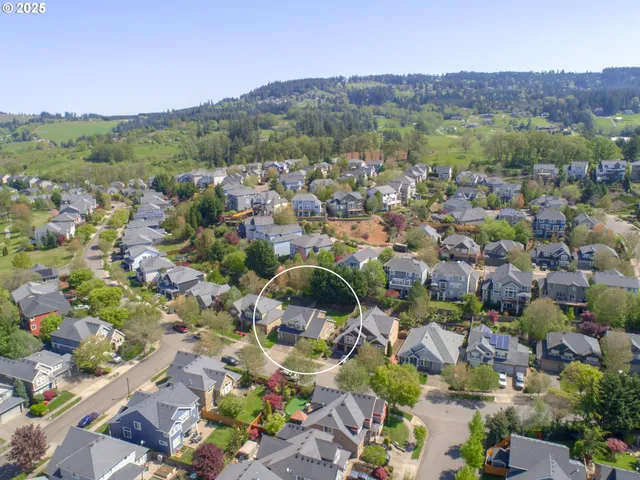 $689,000 | 180 The Greens Avenue, Newberg, OR 97132