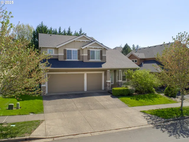 $689,000 | 180 The Greens Avenue, Newberg, OR 97132