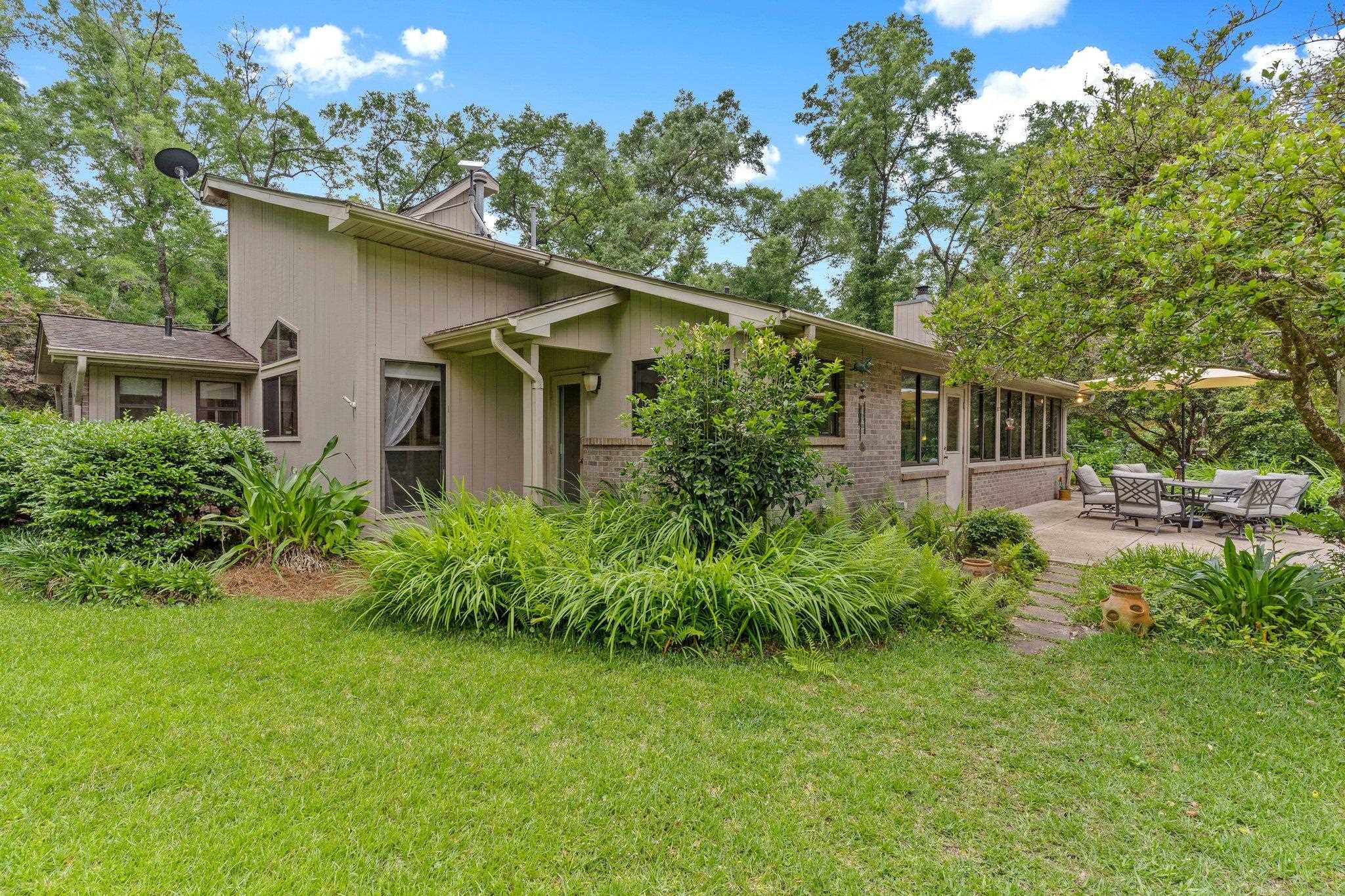 1305 Shady Rest Road Havana, FL 32333 - Photo 11 of 42 Gallery Image 11