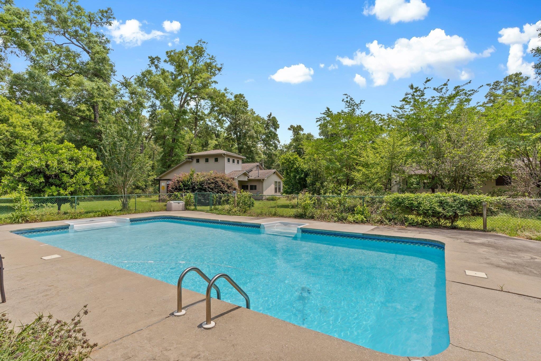 1305 Shady Rest Road Havana, FL 32333 - Photo 8 of 42 Gallery Image 8
