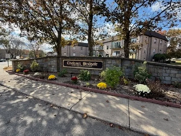$285,000 | 113 Oak Lane, Unit 11, Brockton, MA 02301