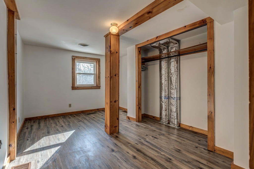 809 South Mammoth Road Manchester, NH 03103 - Photo 24 of 40