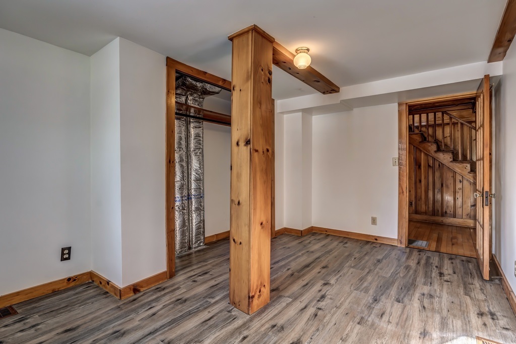 809 South Mammoth Road Manchester, NH 03103 - Photo 25 of 40