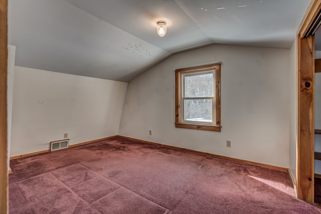 809 South Mammoth Road Manchester, NH 03103 - Photo 31 of 40