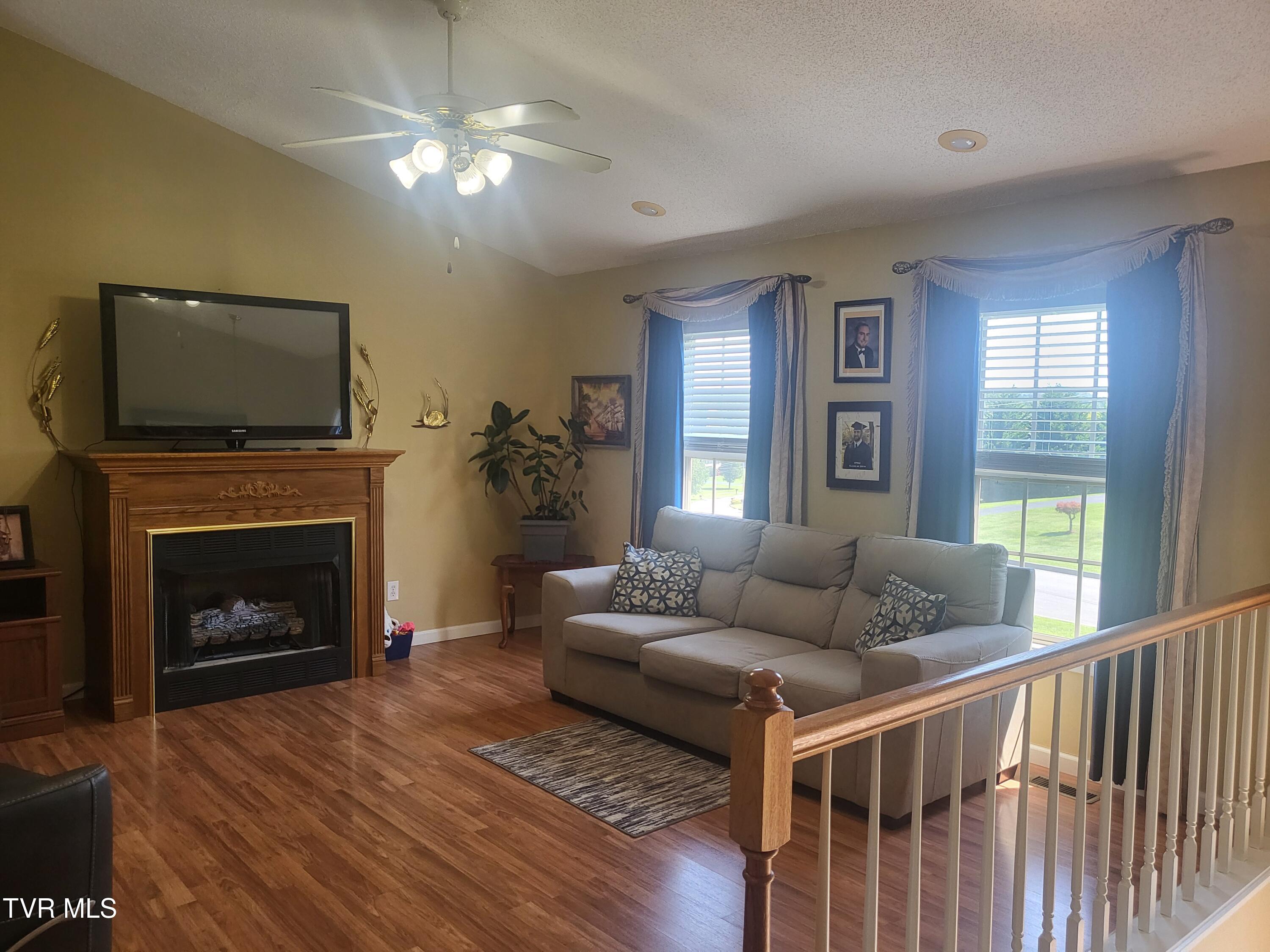 115 Maple Ridge Drive Jonesborough, TN 37659 - Photo 16 of 42 20250816_150440 - Copy