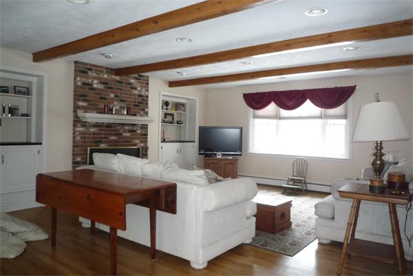 6 Pueblo Road Medfield, MA 02052 - Photo 9 of 27 Gallery Image 9