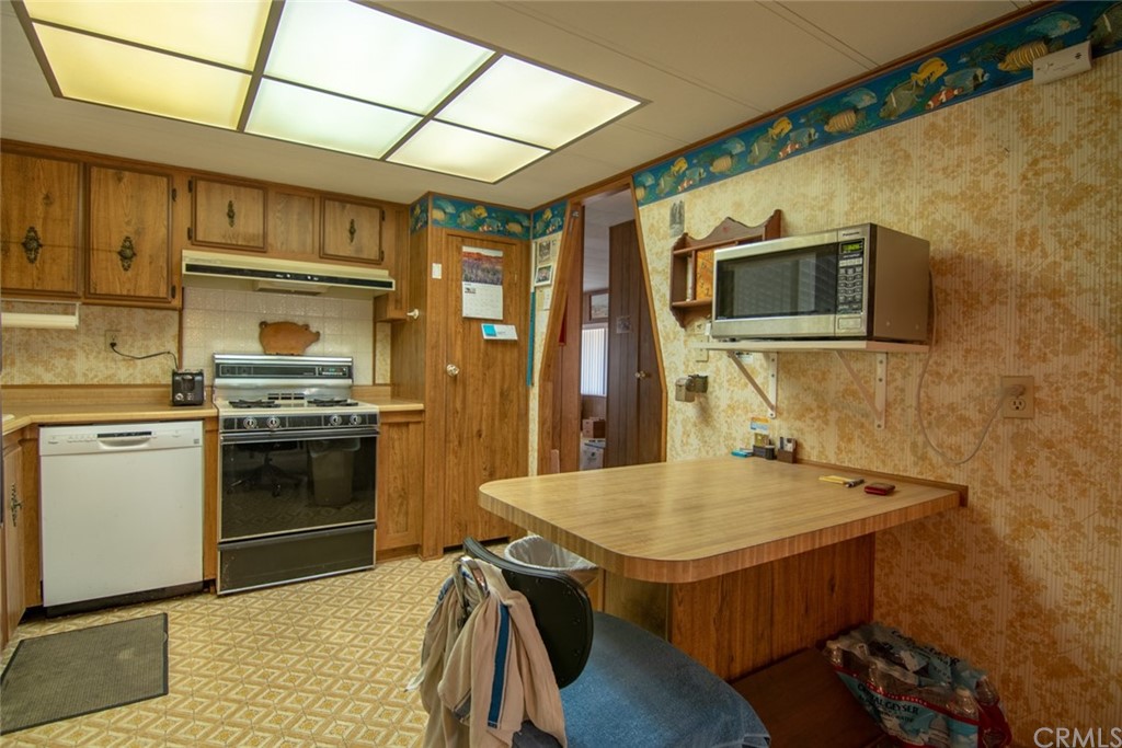 17701 Avalon Carson Ca, Unit 15 Carson, CA 90746 - Photo 16 of 50