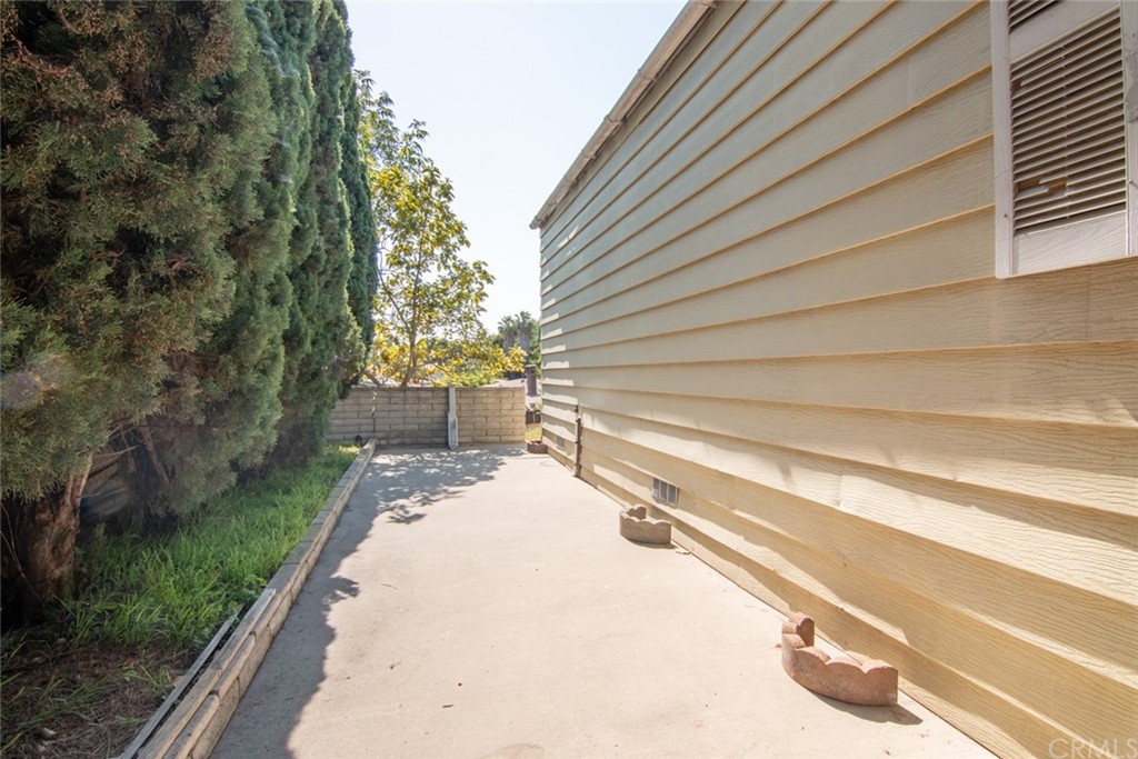 17701 Avalon Carson Ca, Unit 15 Carson, CA 90746 - Photo 39 of 50