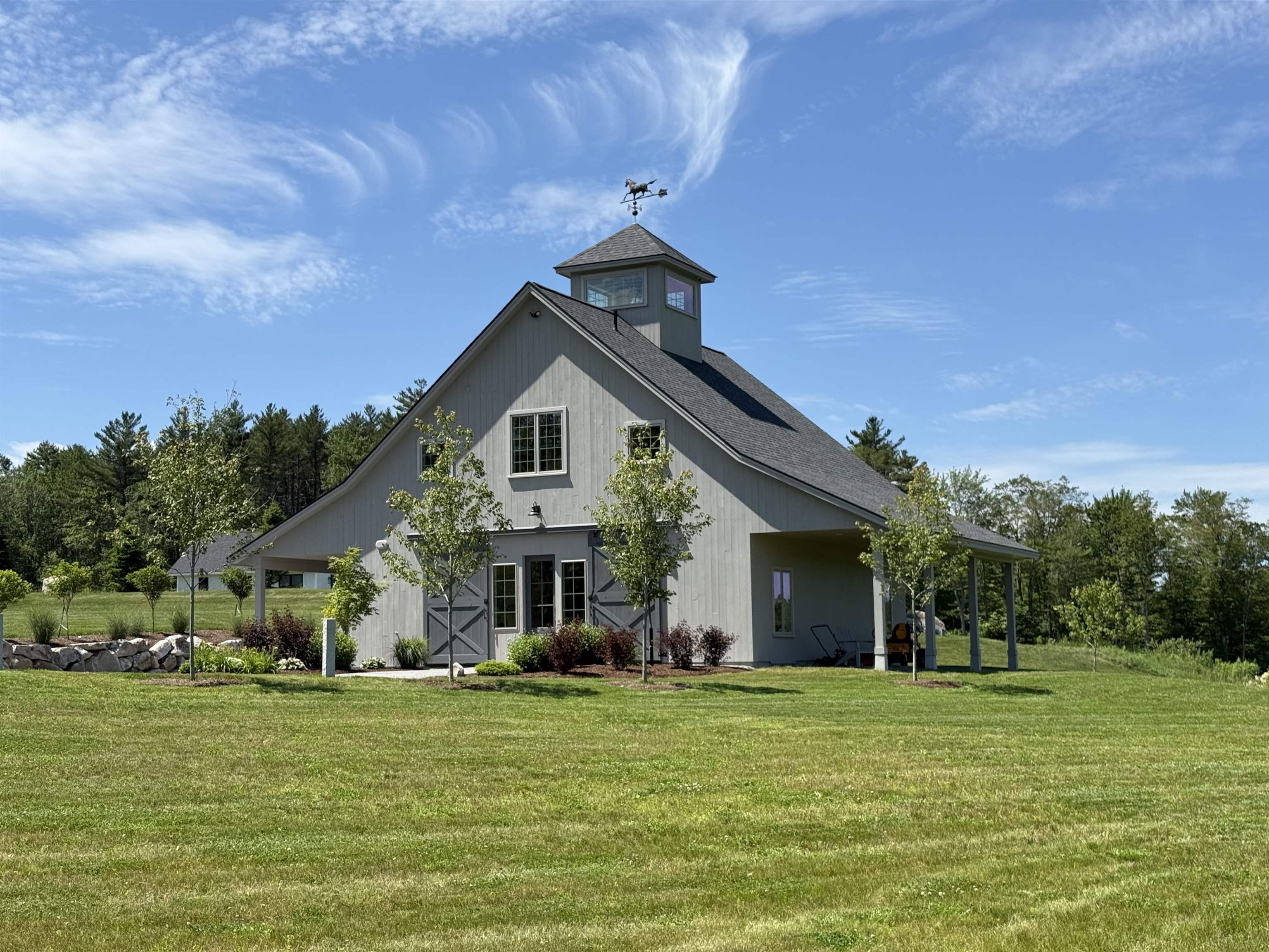127 Tracy Road New London, NH 03257 - Photo 1 of 59 Gallery Image 1