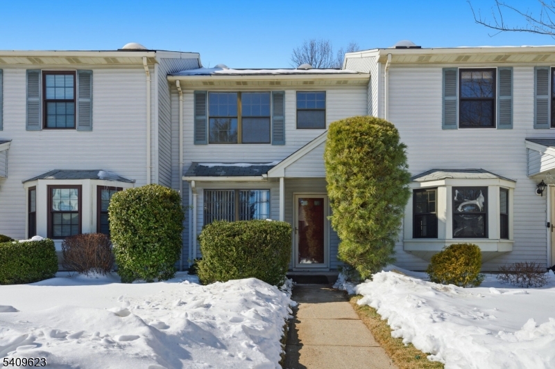 303 Maplecrest Road Edison, NJ 08820 - Photo 1 of 45