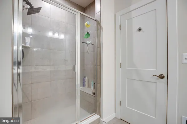 $585,000 | 4614 Olivine Drive, Unit 85, Chantilly, VA 20151